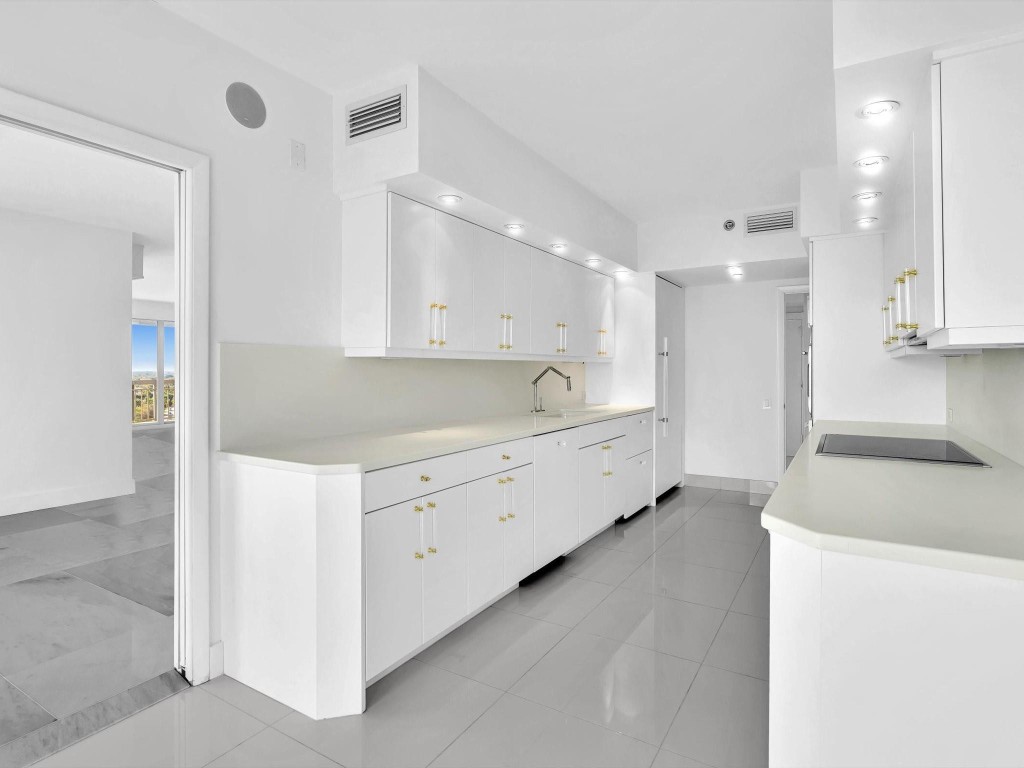 901 E Camino Real PH-1D, Boca Raton Unit: PH-1D