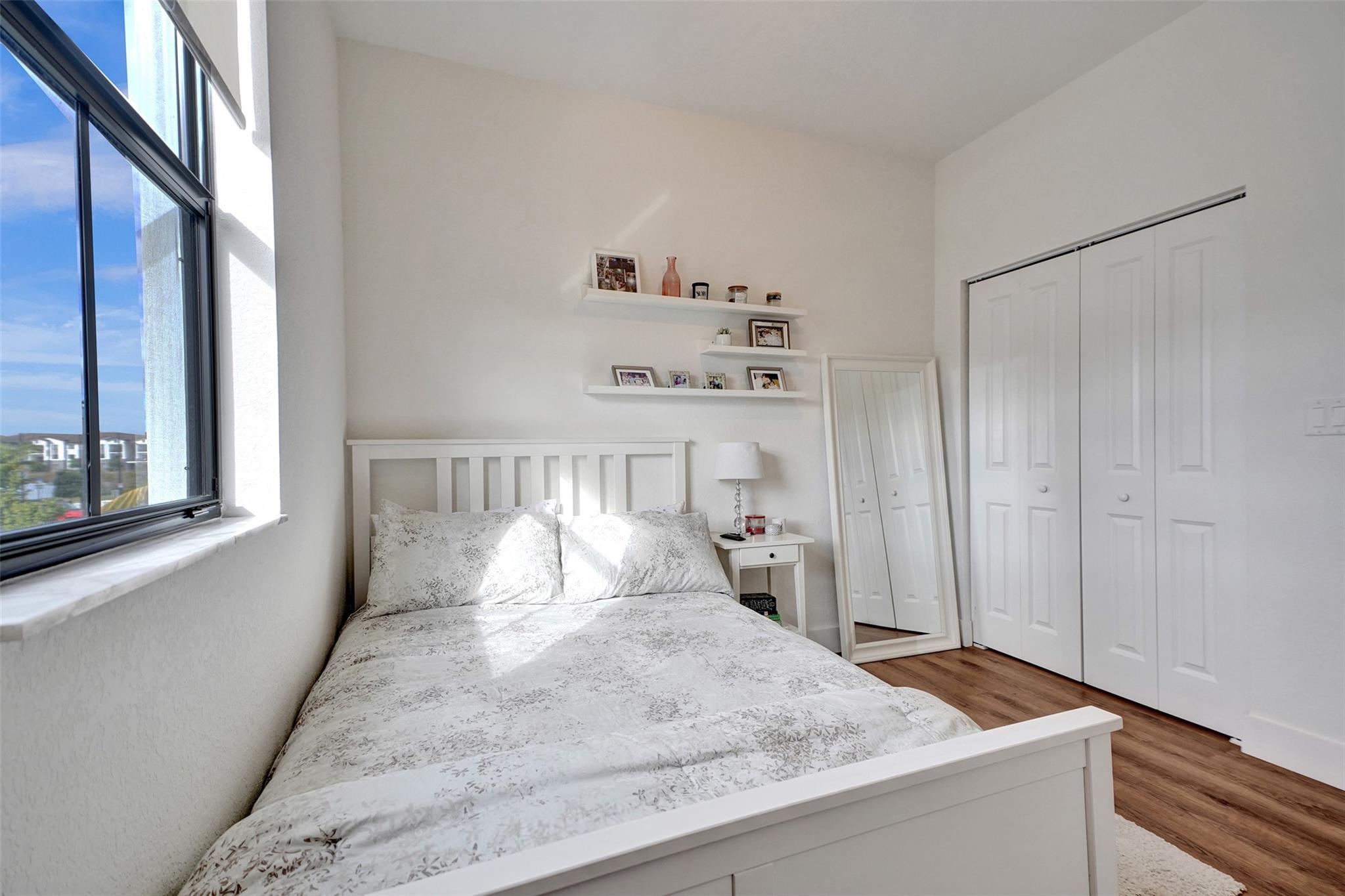 20313 NW 4th Ct 20313