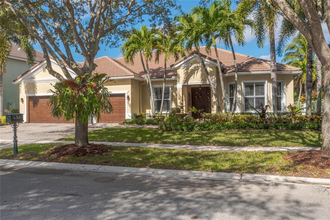 9365 Savannah Estates Drive