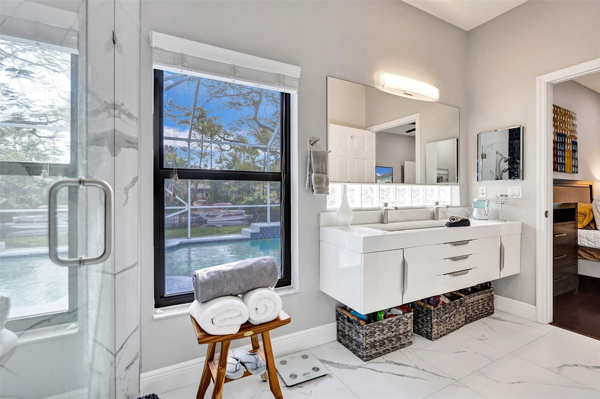 551 Anchor Pt
