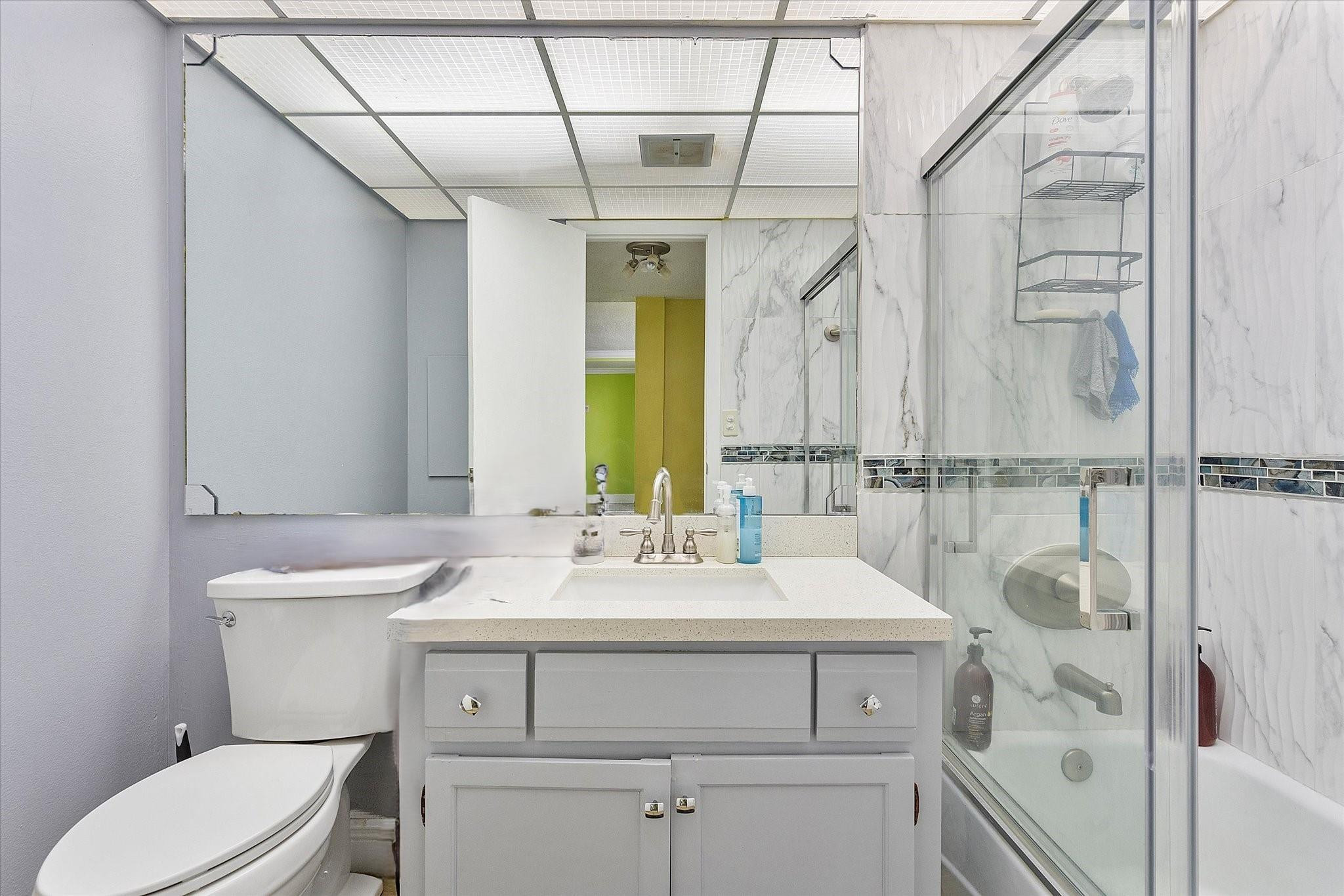 3690 Inverrary Drive 2E