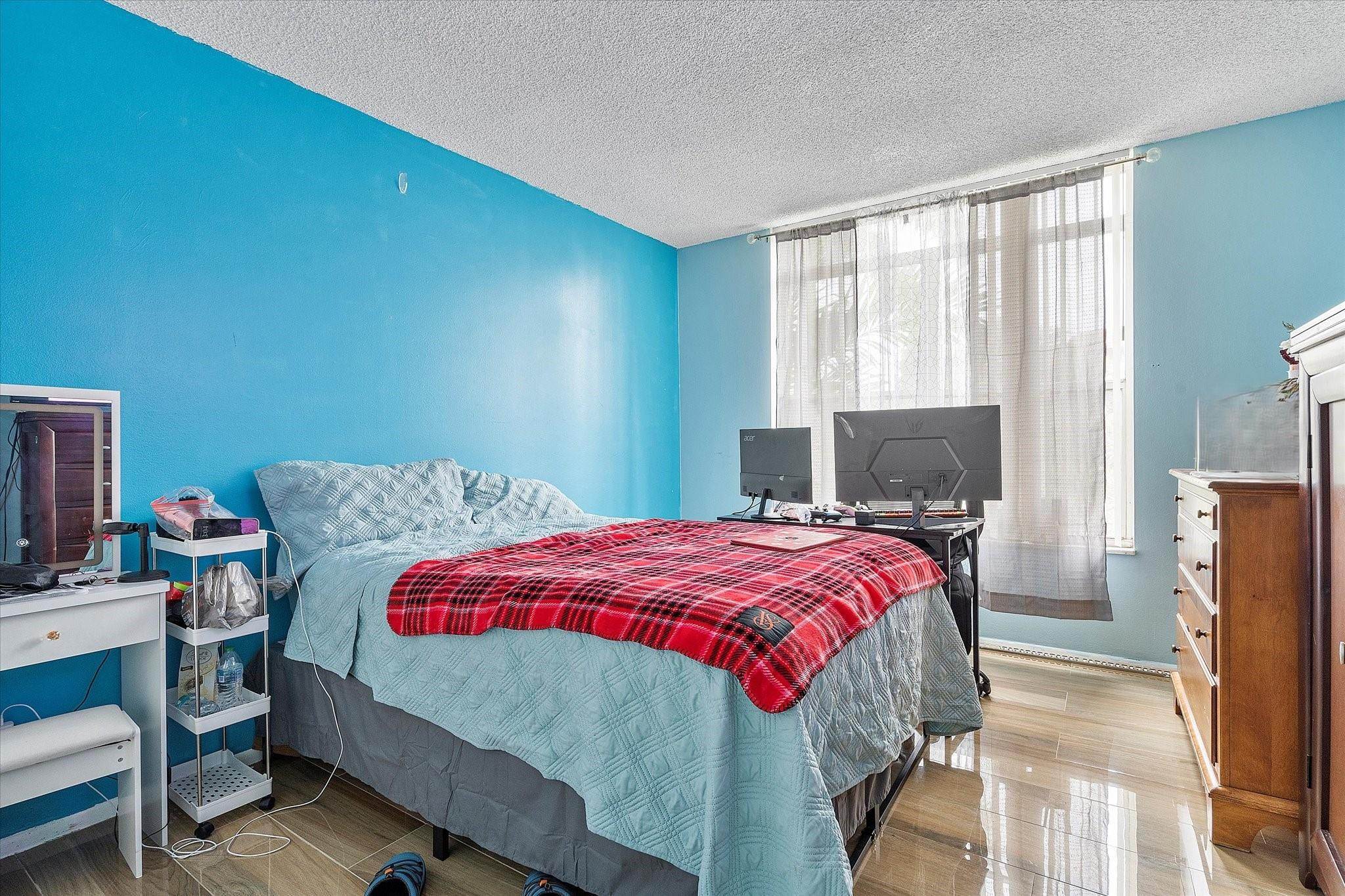 3690 Inverrary Drive 2E