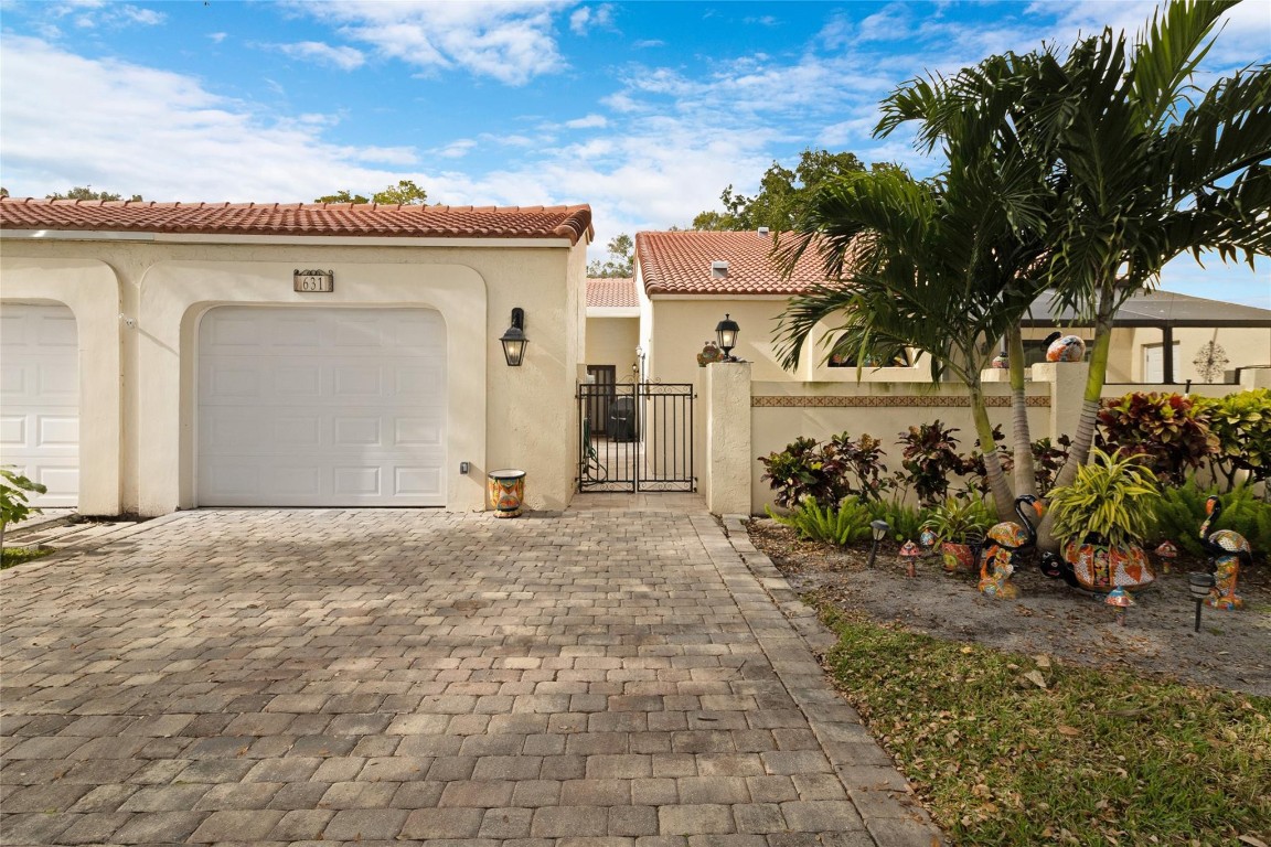 631 Deer Creek Emerald Way, Deerfield Beach