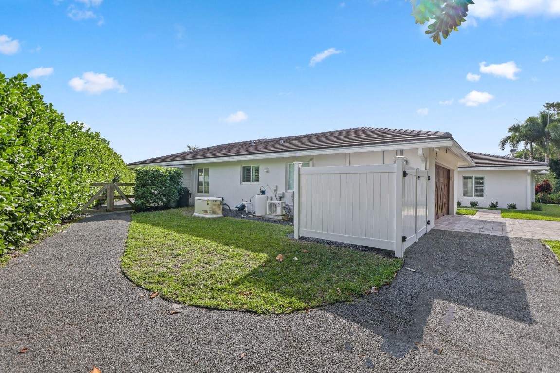 17526 Wagon Wheel Dr