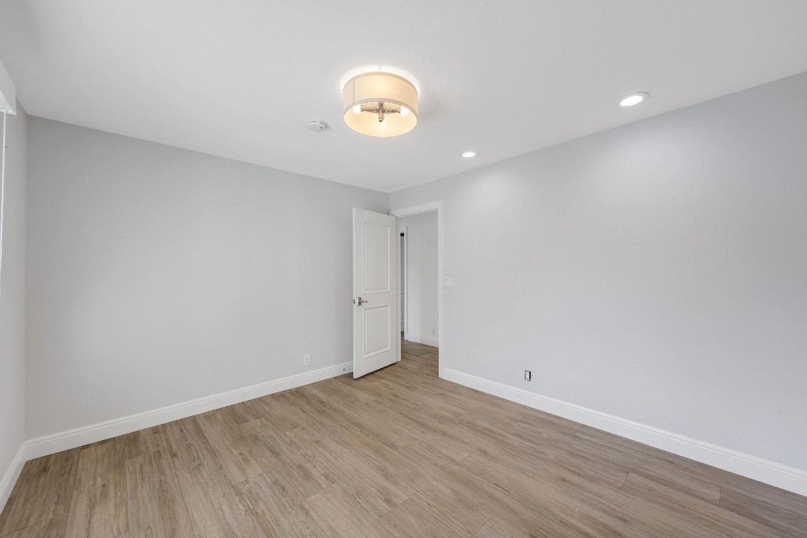 17526 Wagon Wheel Dr