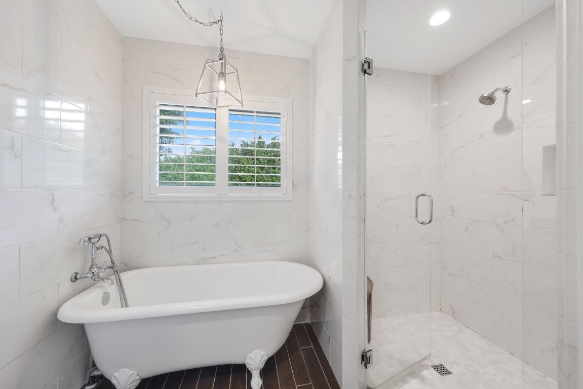 17526 Wagon Wheel Dr