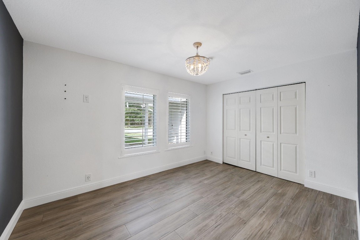 17526 Wagon Wheel Dr