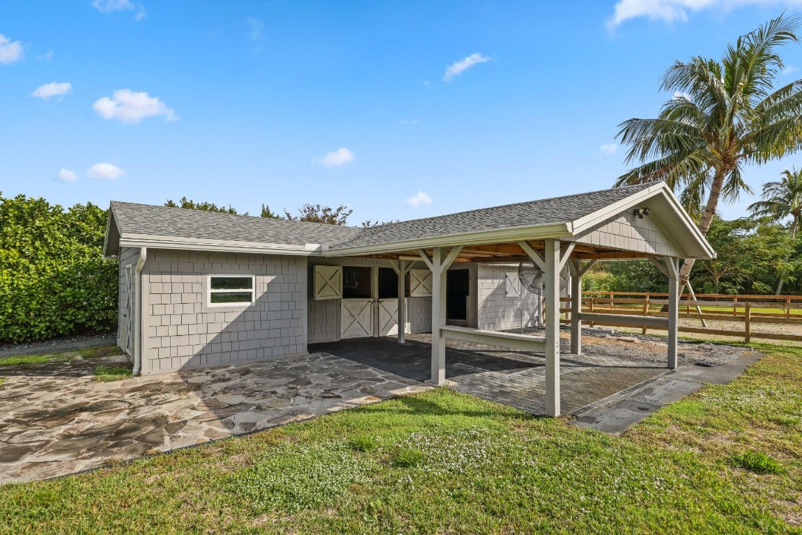 17526 Wagon Wheel Dr