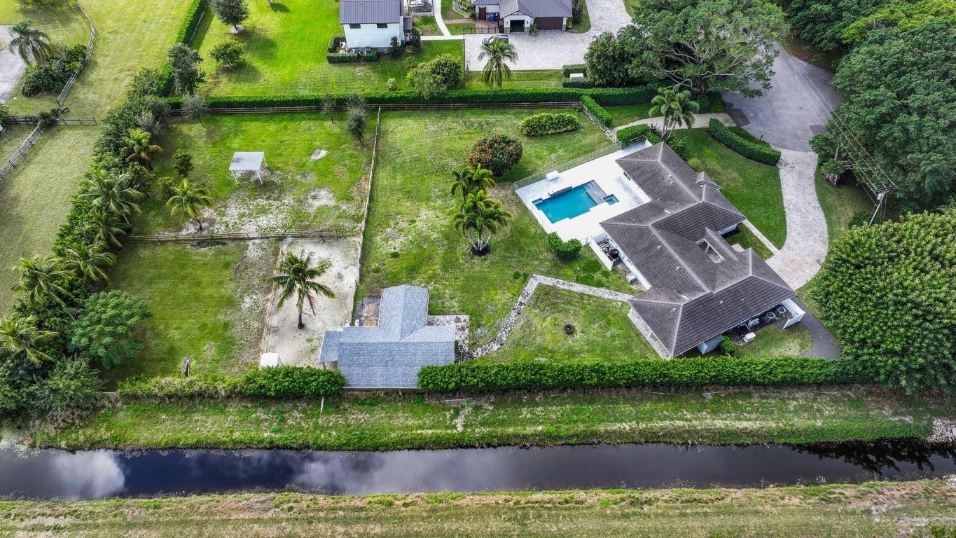 17526 Wagon Wheel Dr