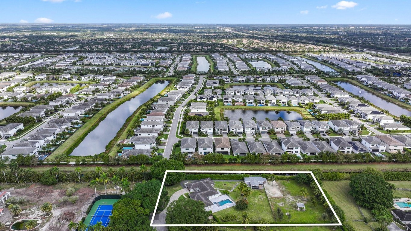 17526 Wagon Wheel Dr