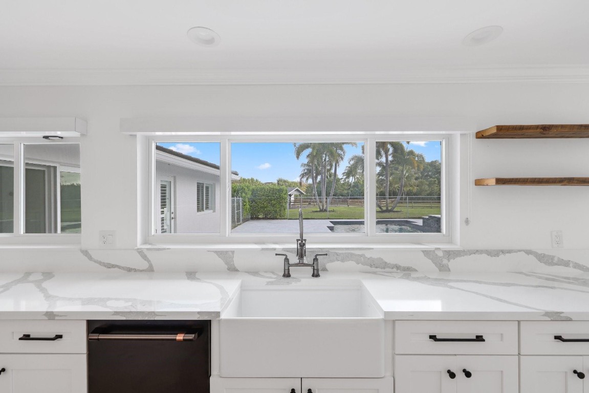 17526 Wagon Wheel Dr