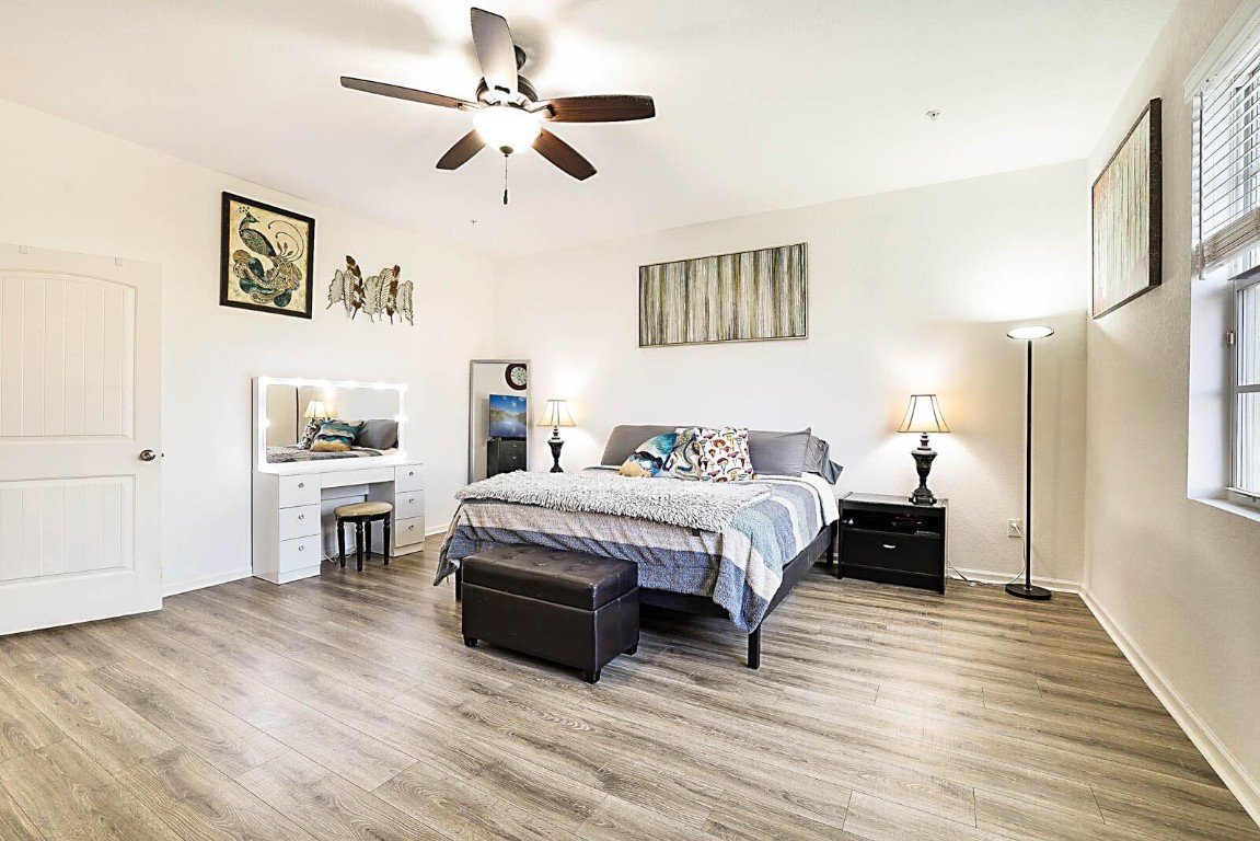 143 SW 7th St 143