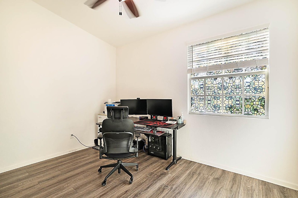 143 SW 7th St 143