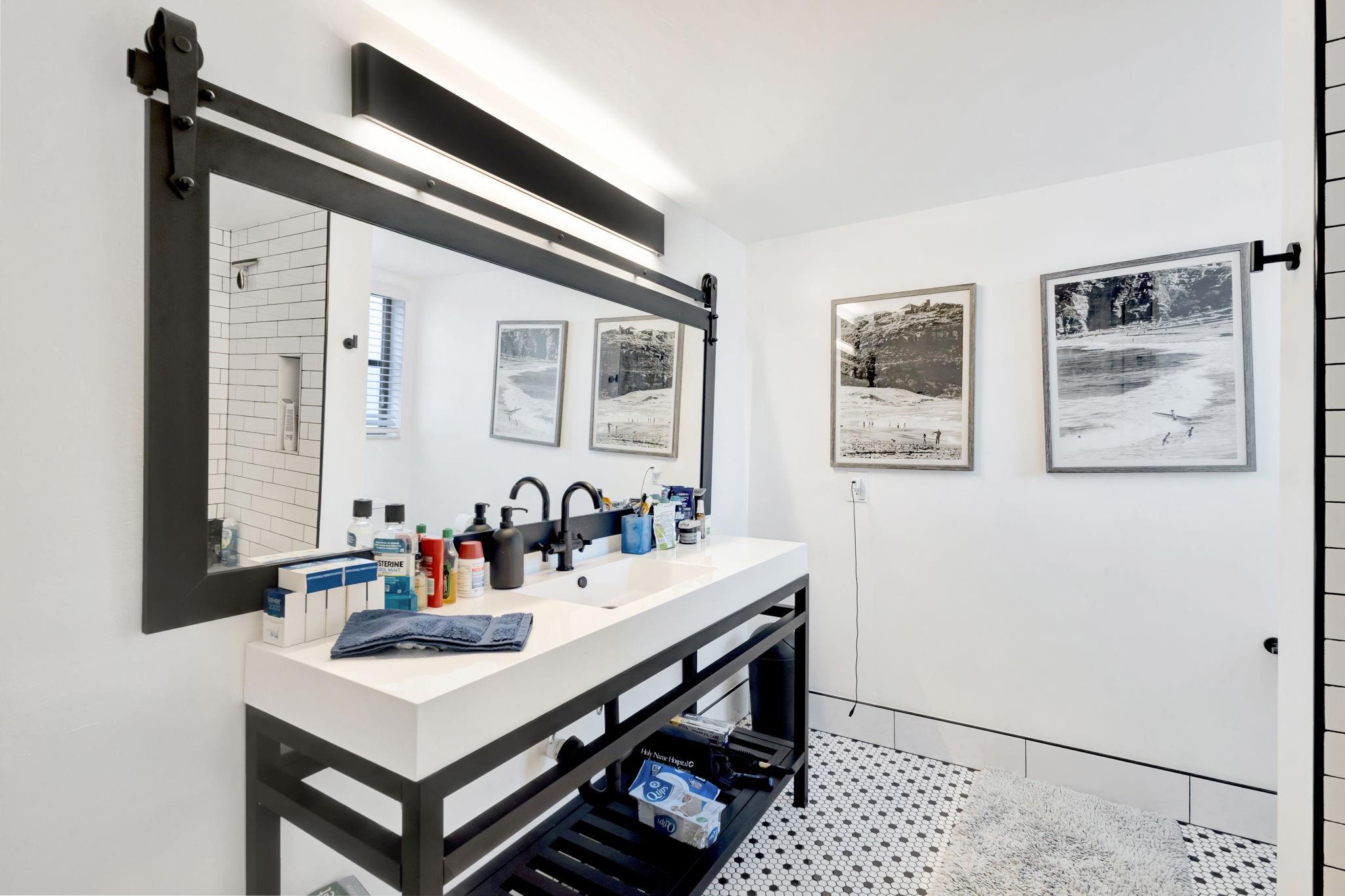 6093 Pointe Regal Cir N 401