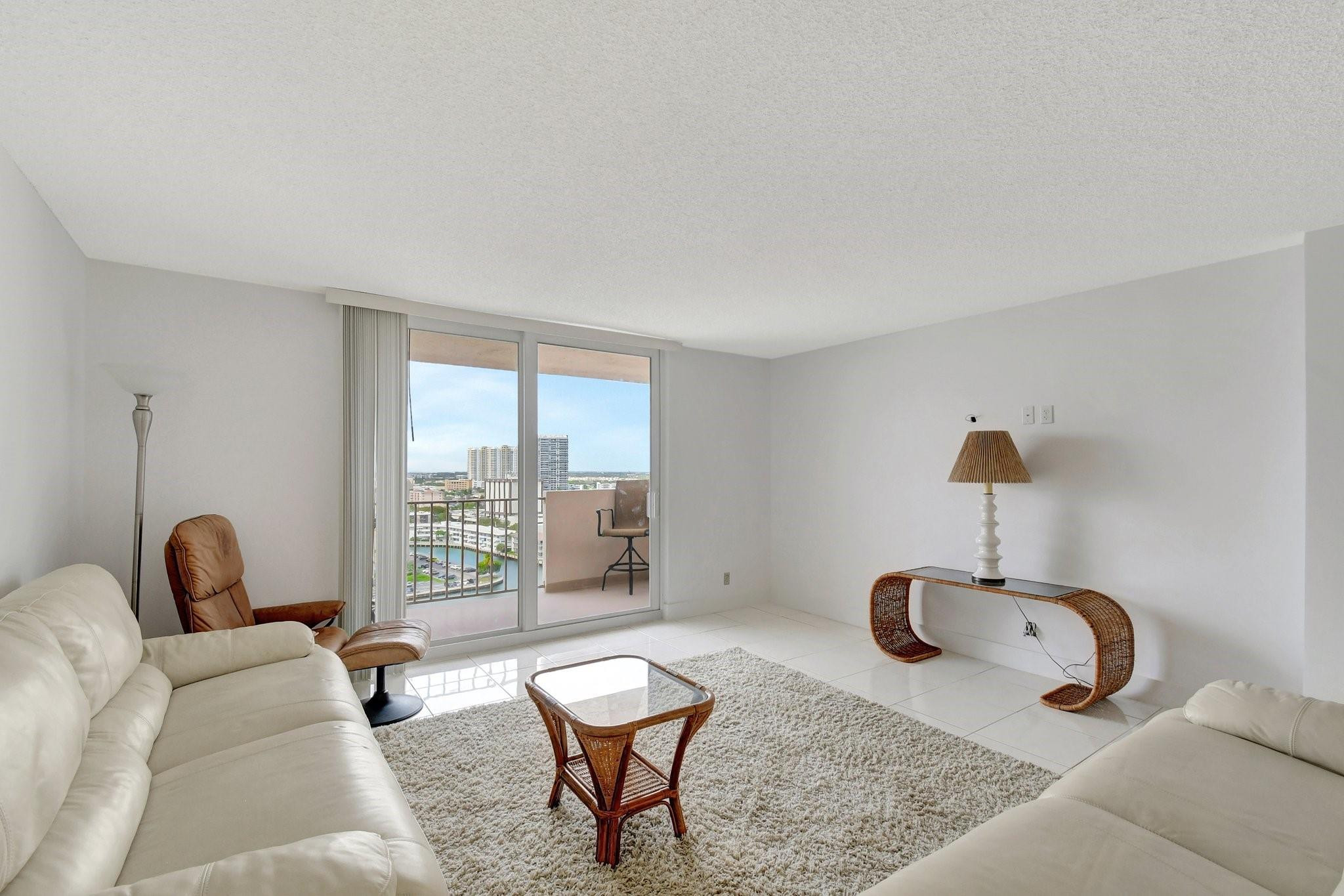 1865 S Ocean Dr 17I