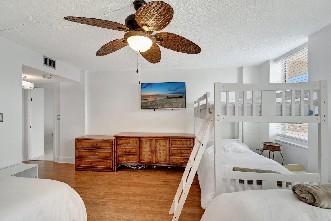 1865 S Ocean Dr 17I