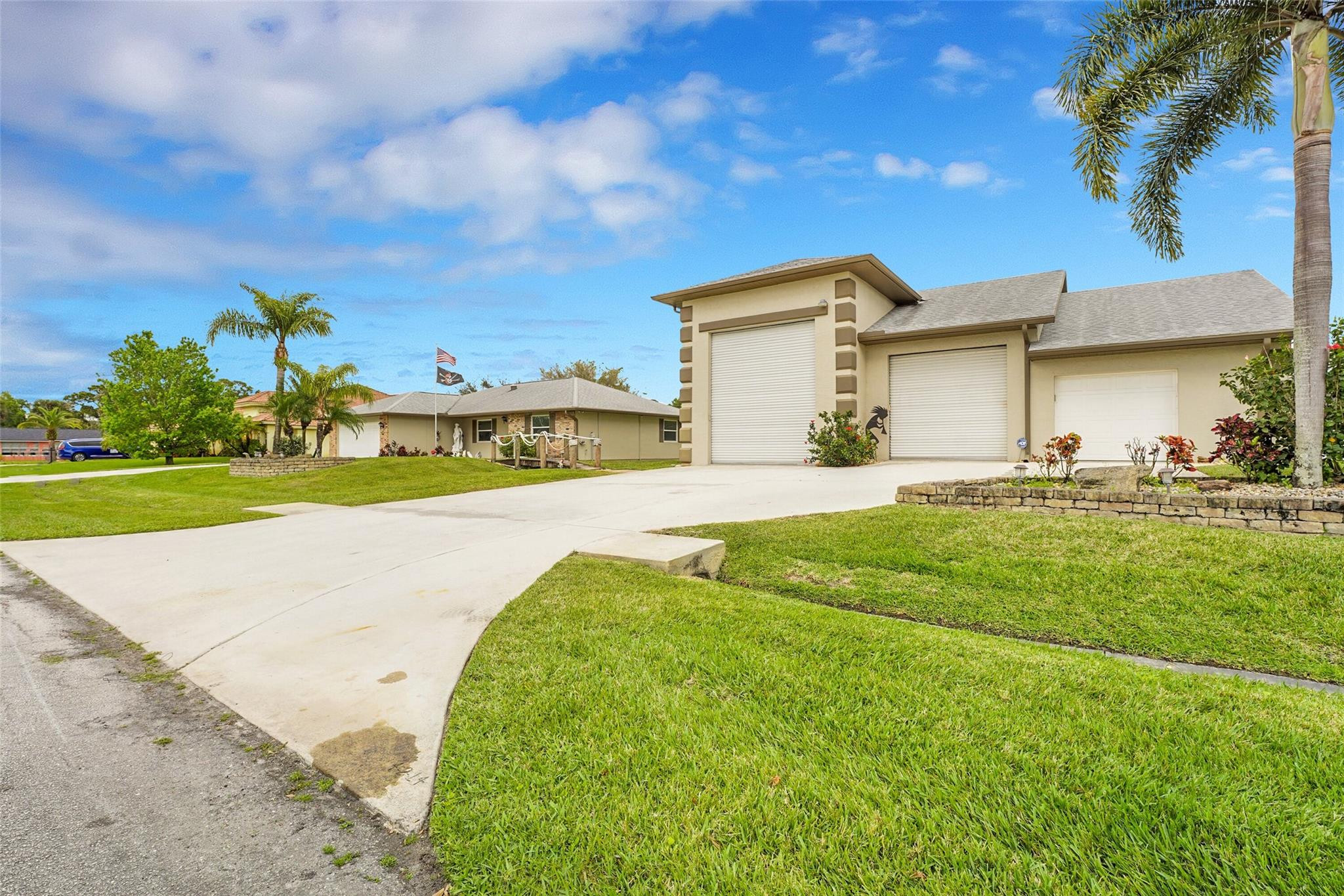 581 NW Colonial Street, Port St. Lucie