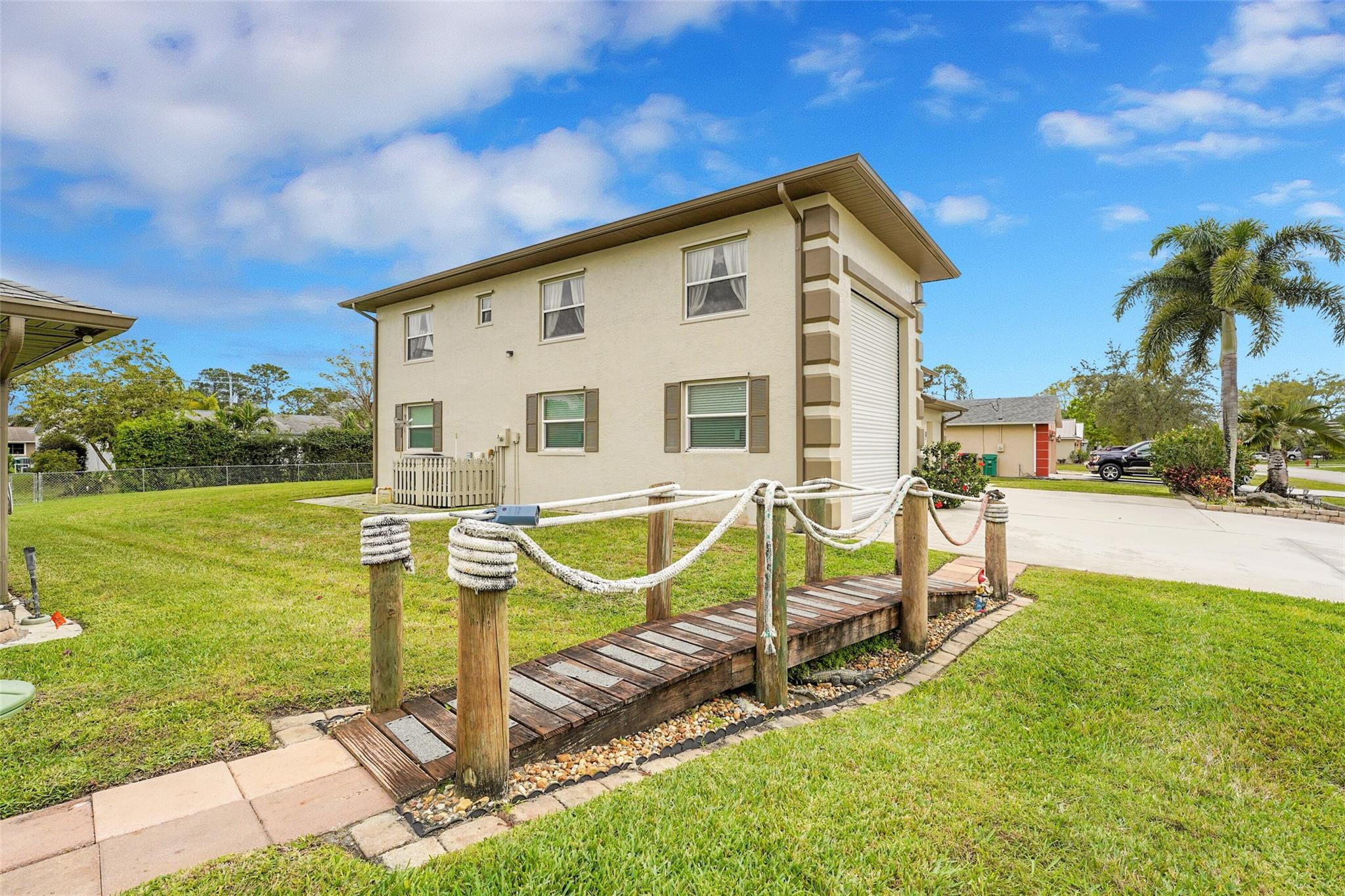 581 NW Colonial Street, Port St. Lucie