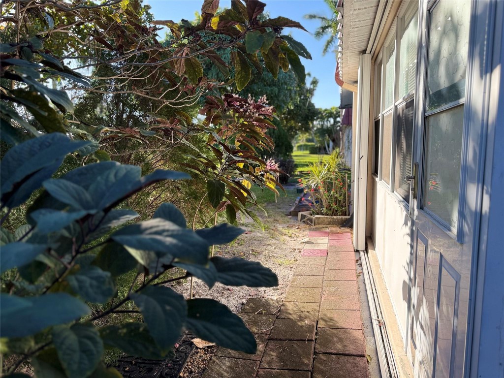 331 Cape Cod Circle 331, Lake Worth Unit: 331