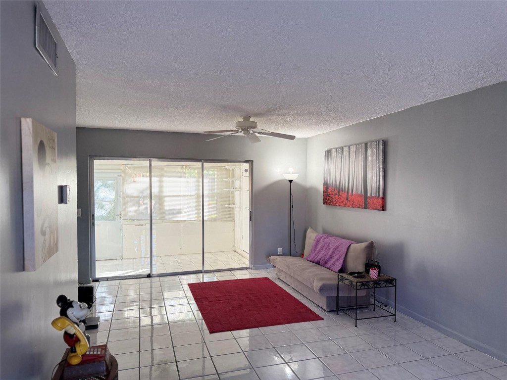 331 Cape Cod Circle 331, Lake Worth Unit: 331