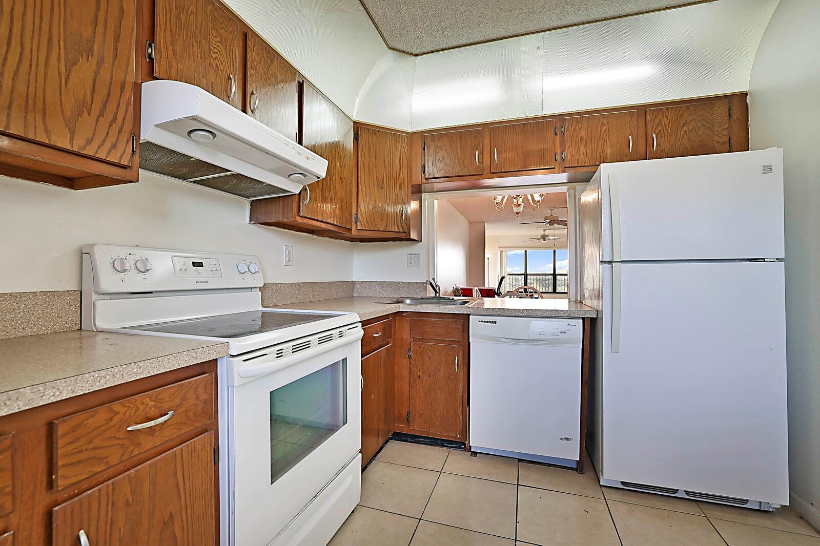 3000 NW 42nd Avenue B508