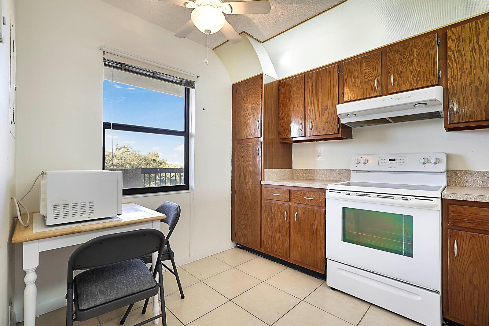 3000 NW 42nd Avenue B508