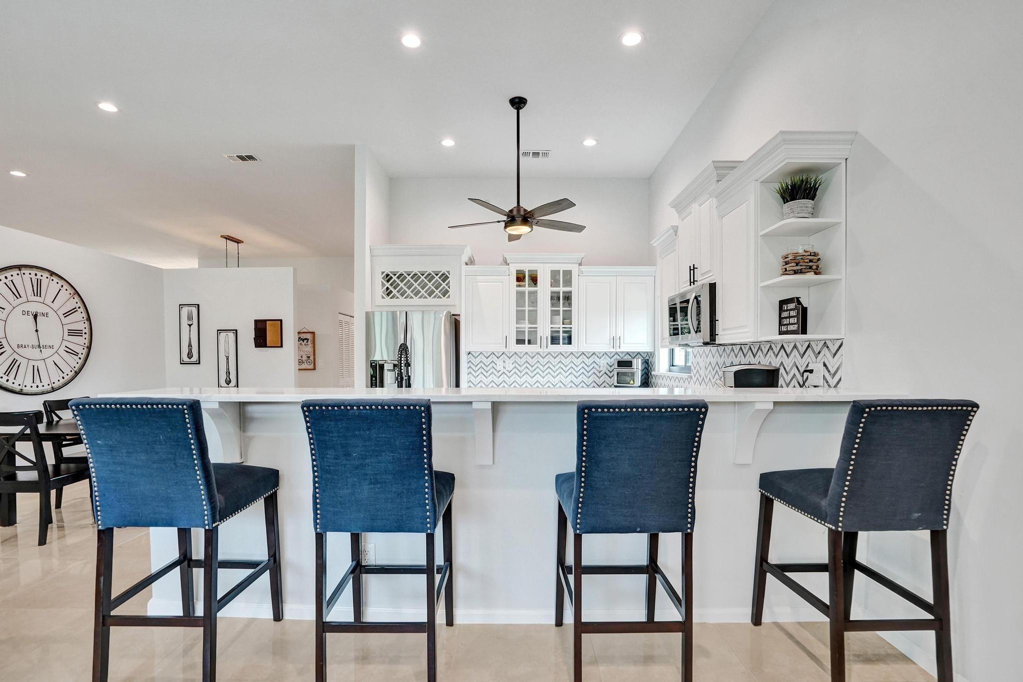 2143 Oakland Hills Way