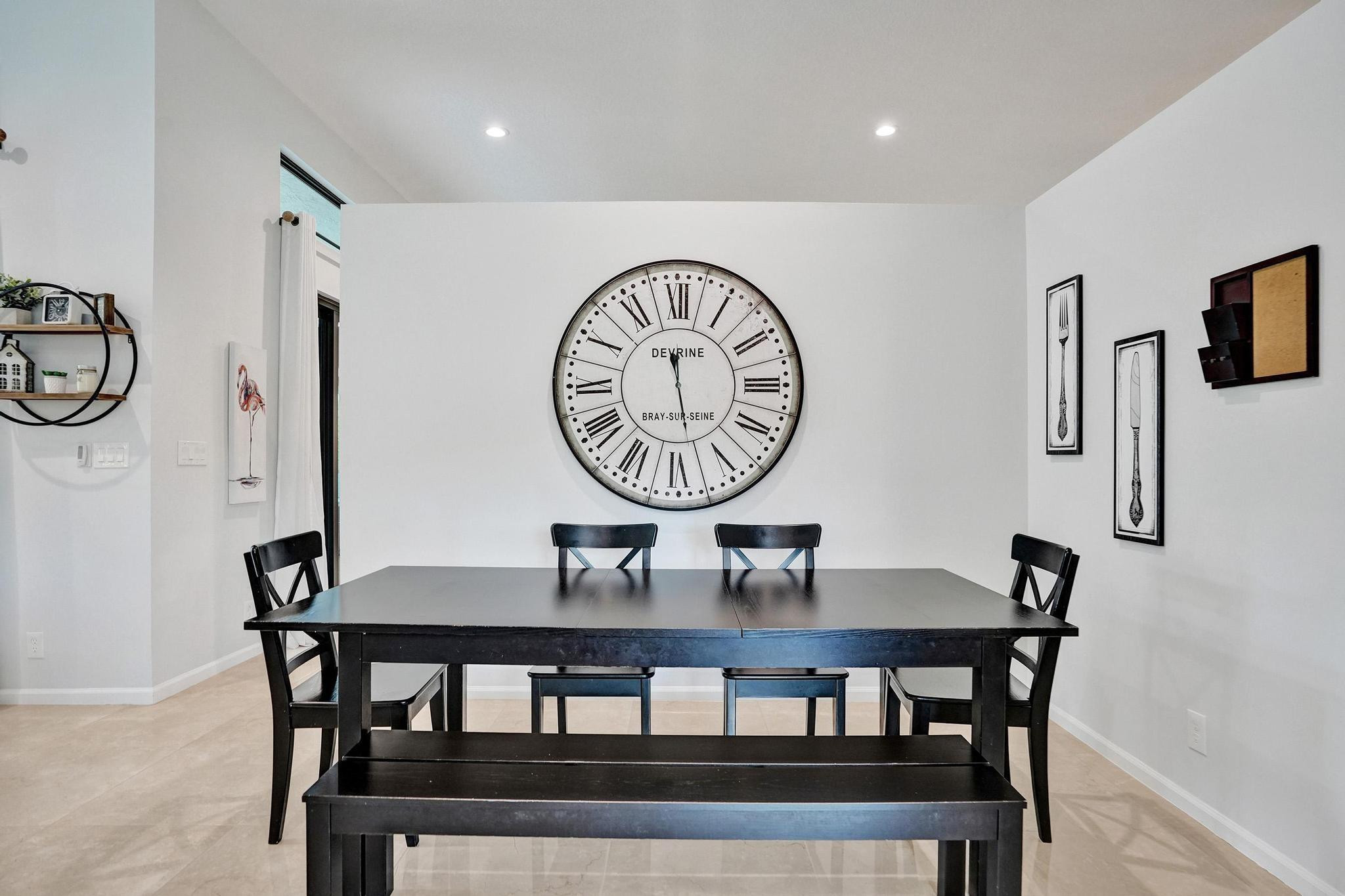 2143 Oakland Hills Way