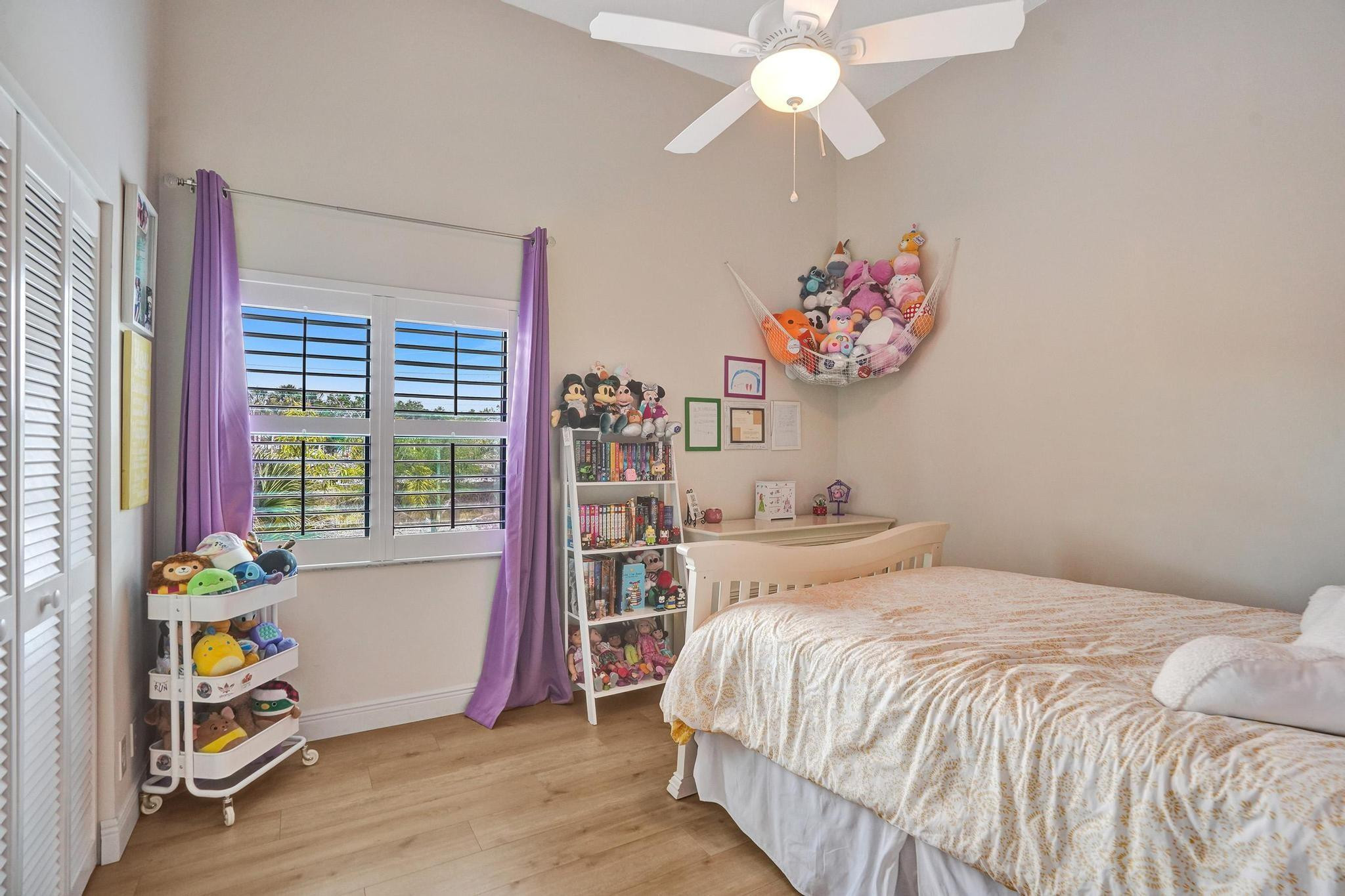 2143 Oakland Hills Way