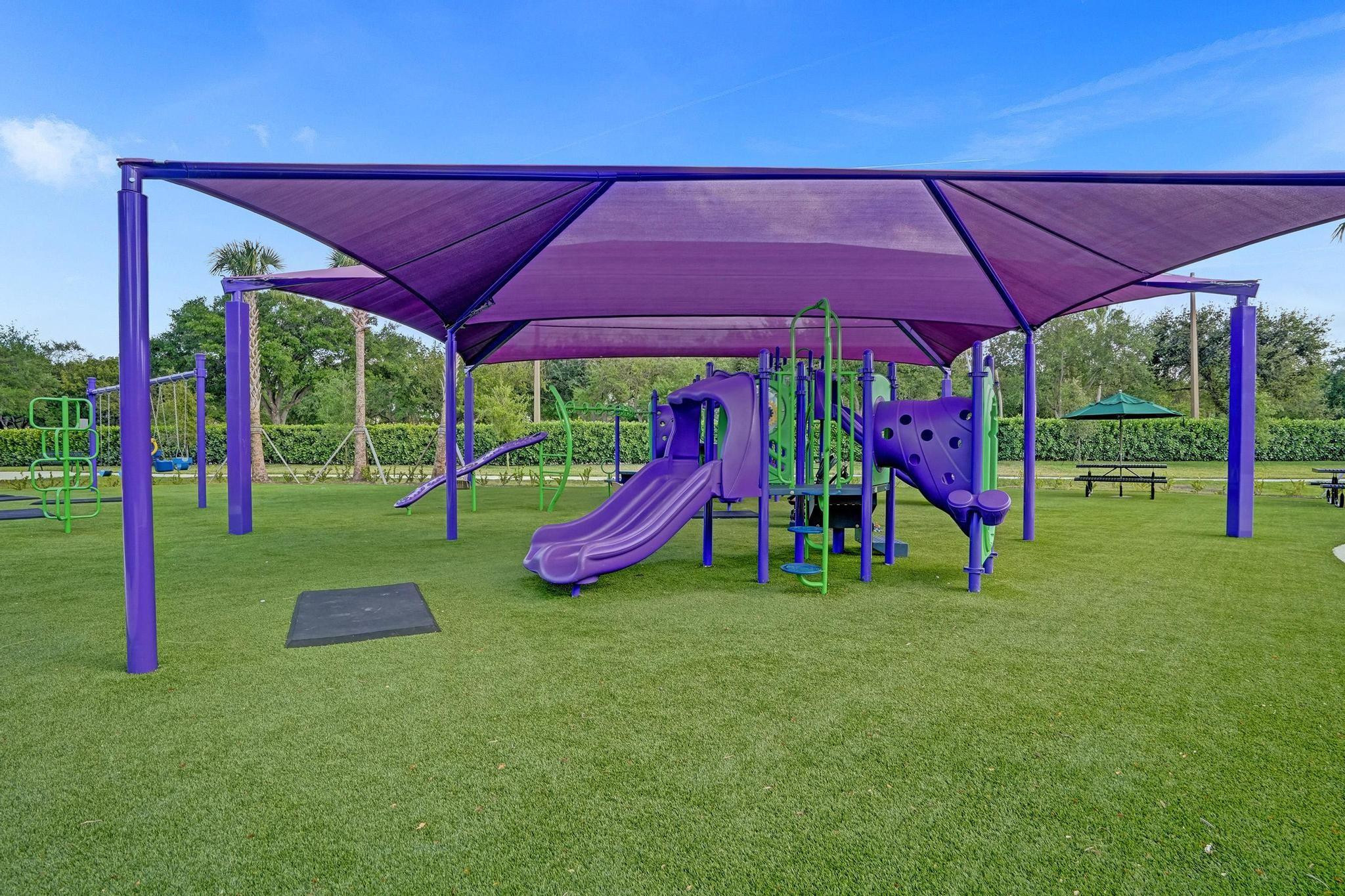 2143 Oakland Hills Way