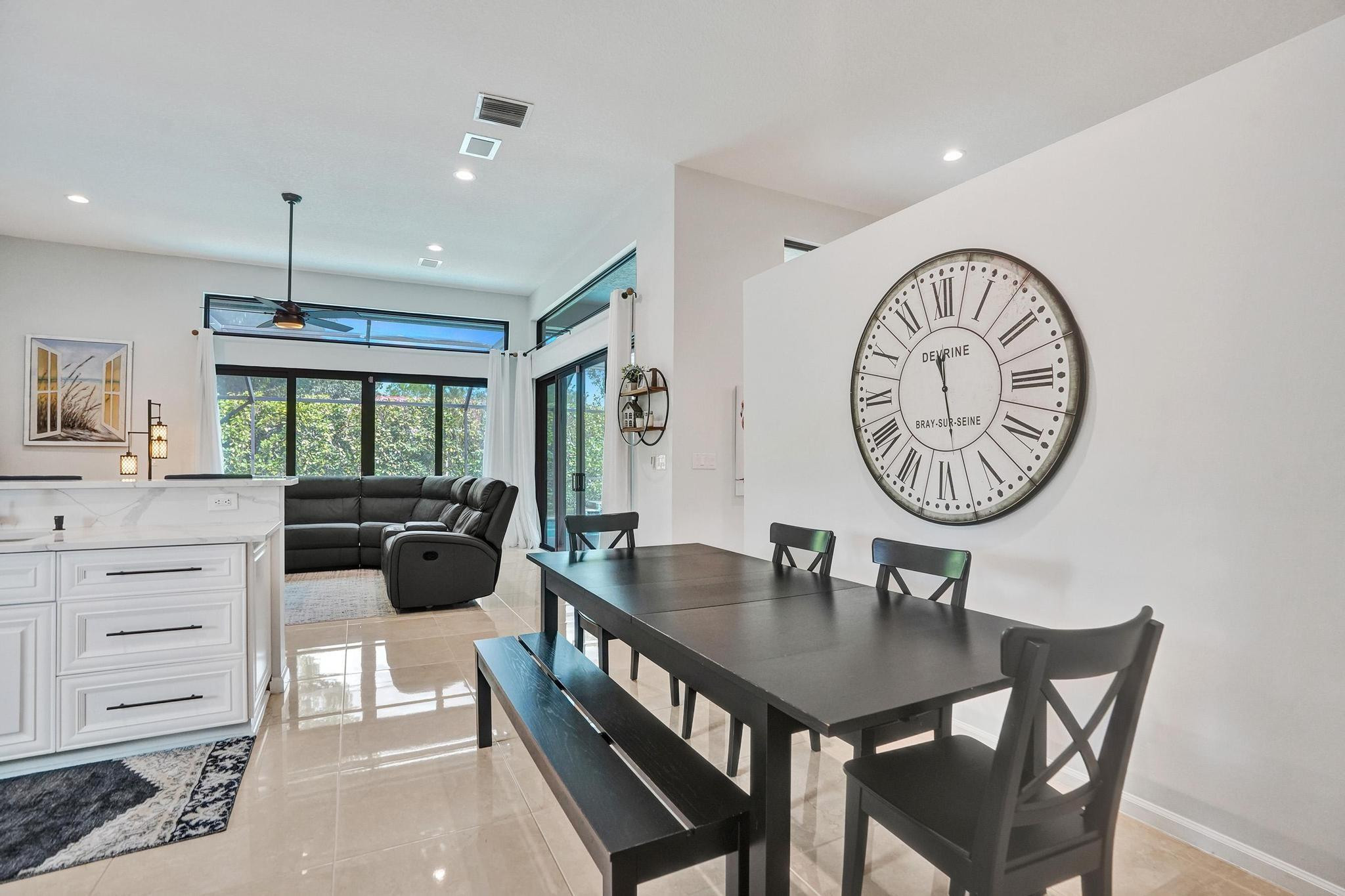 2143 Oakland Hills Way