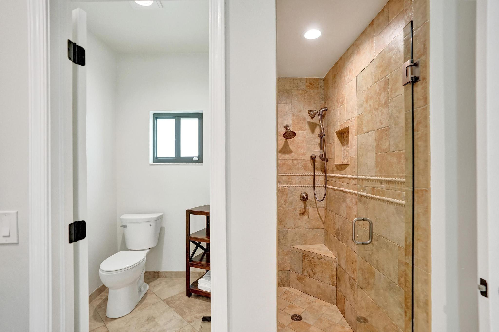 2143 Oakland Hills Way