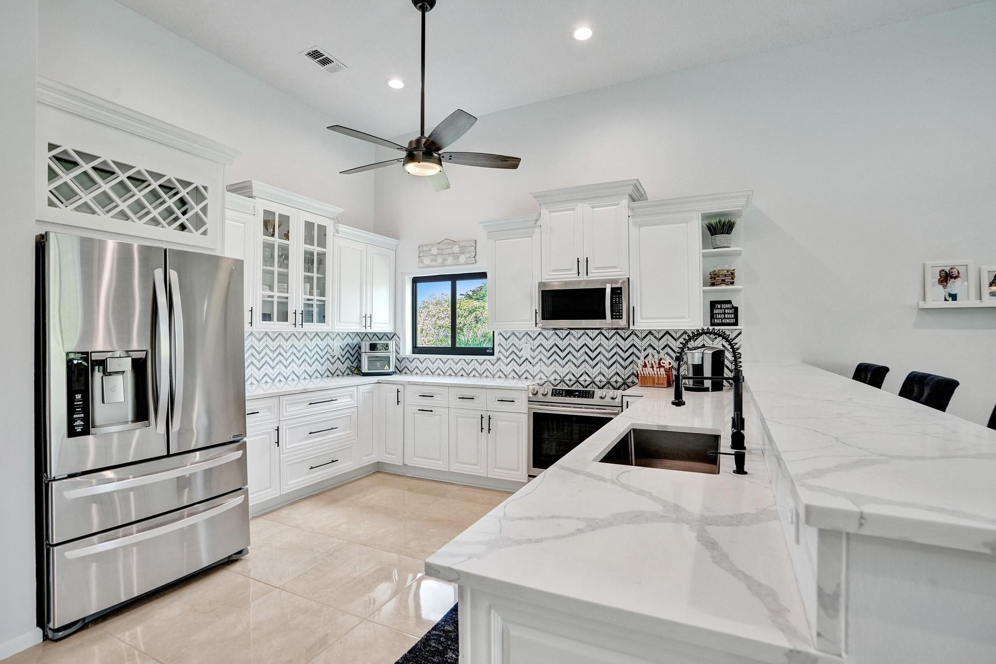 2143 Oakland Hills Way