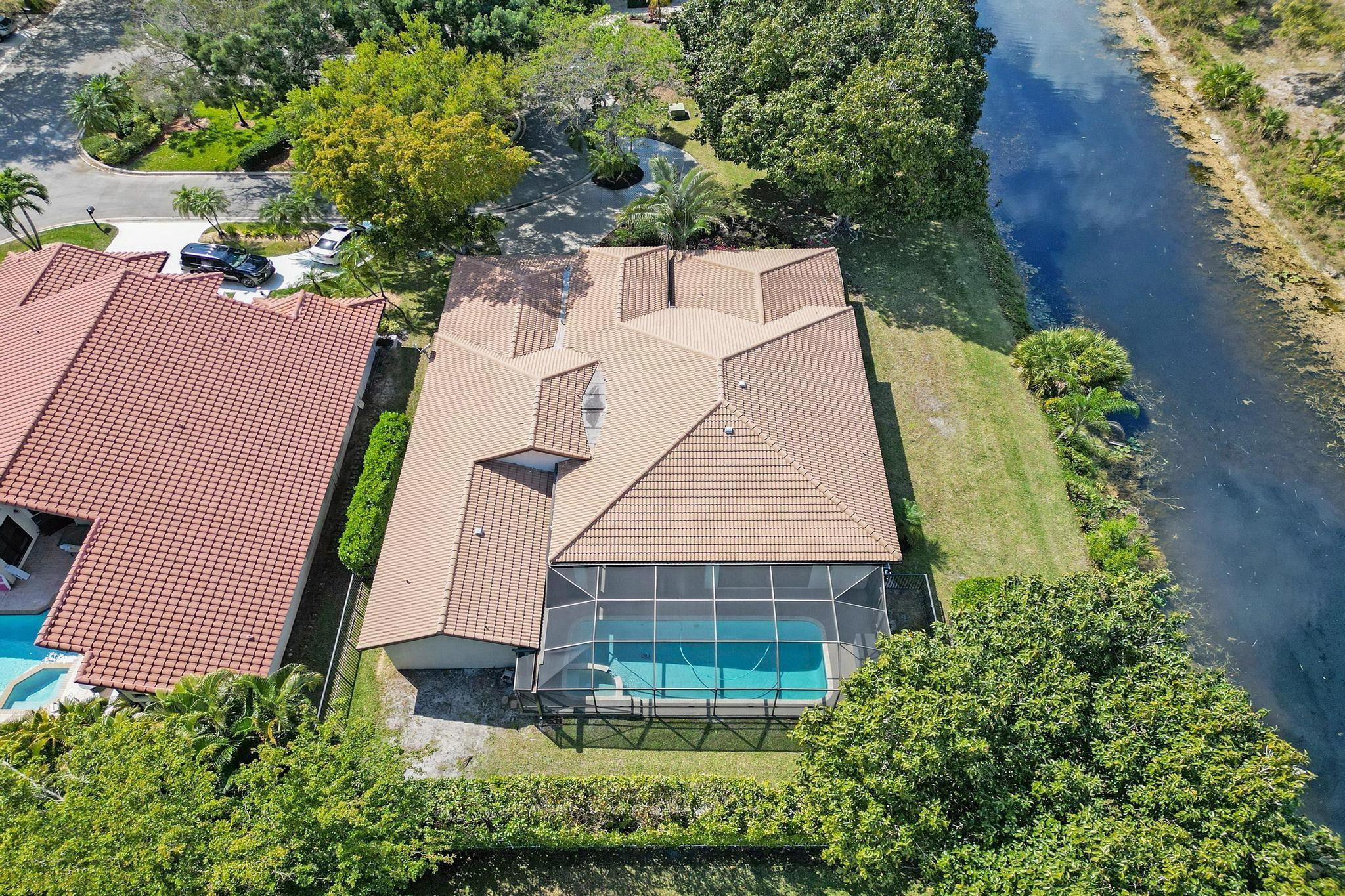 2143 Oakland Hills Way