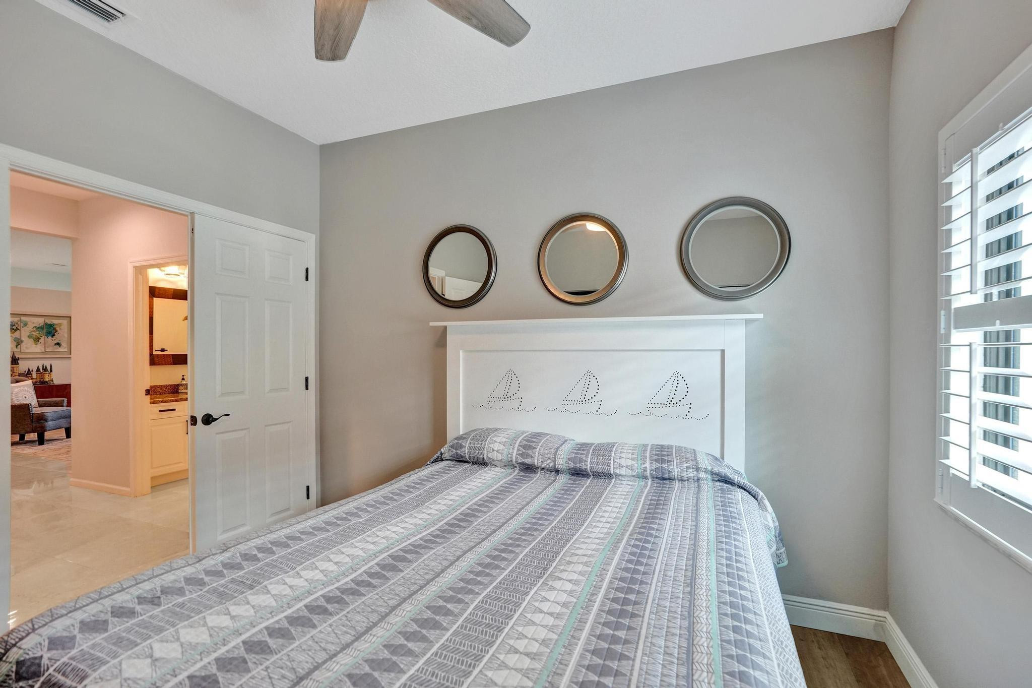 2143 Oakland Hills Way