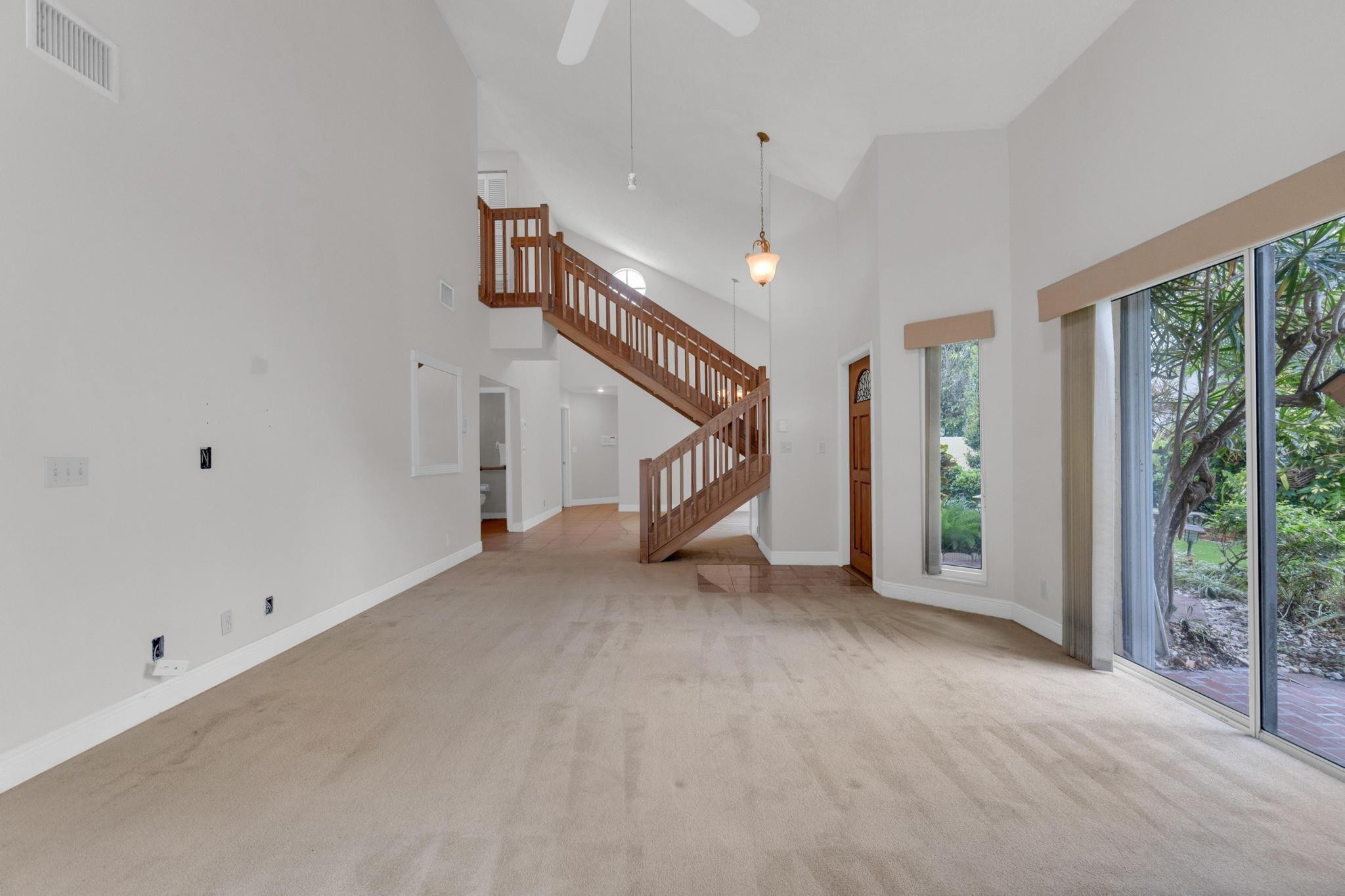 221 Pelican Way