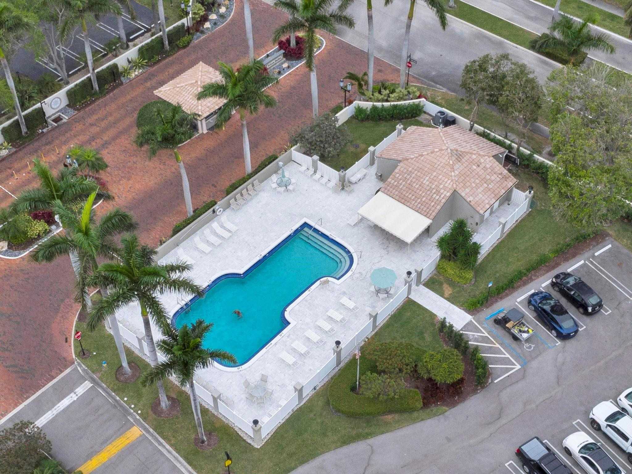 221 Pelican Way