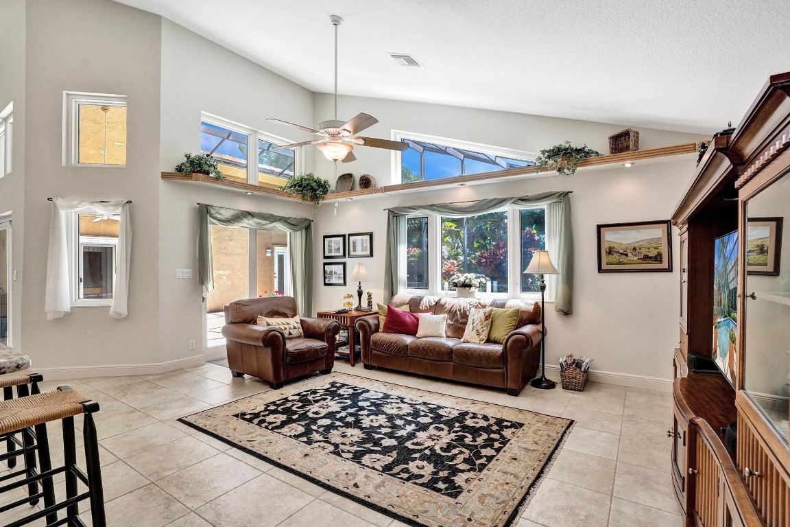 8580 NW 52nd Pl