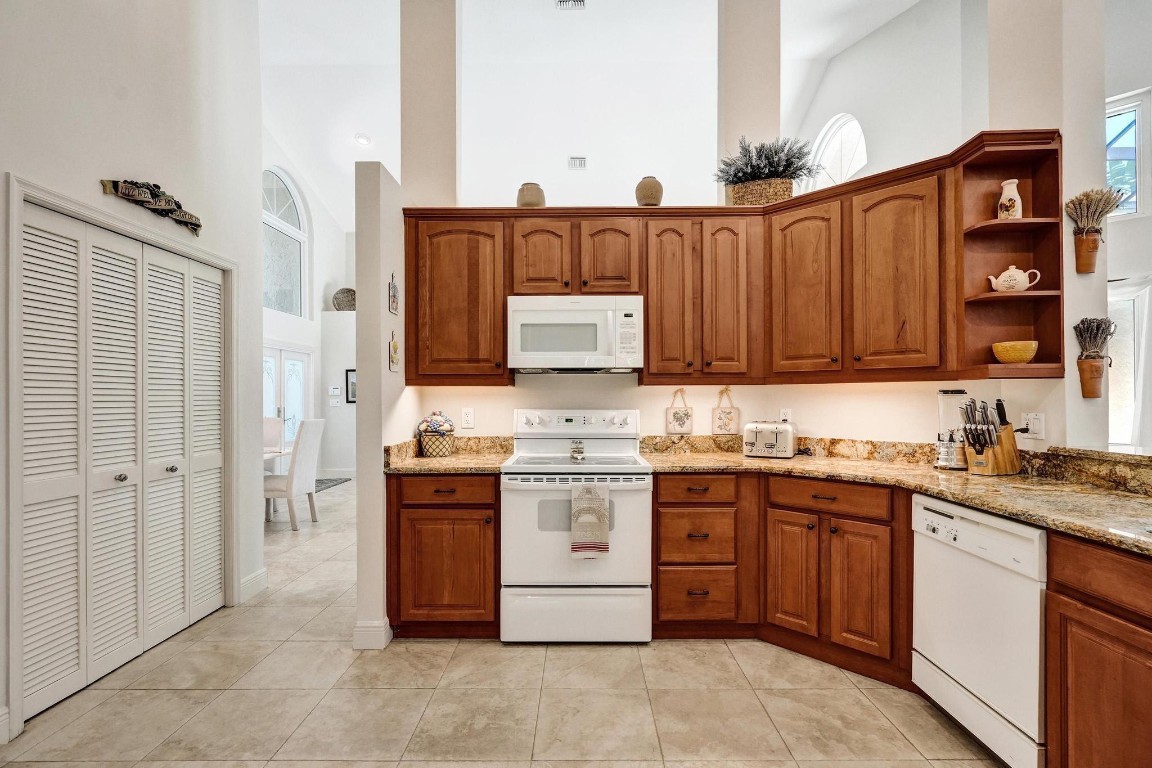 8580 NW 52nd Pl
