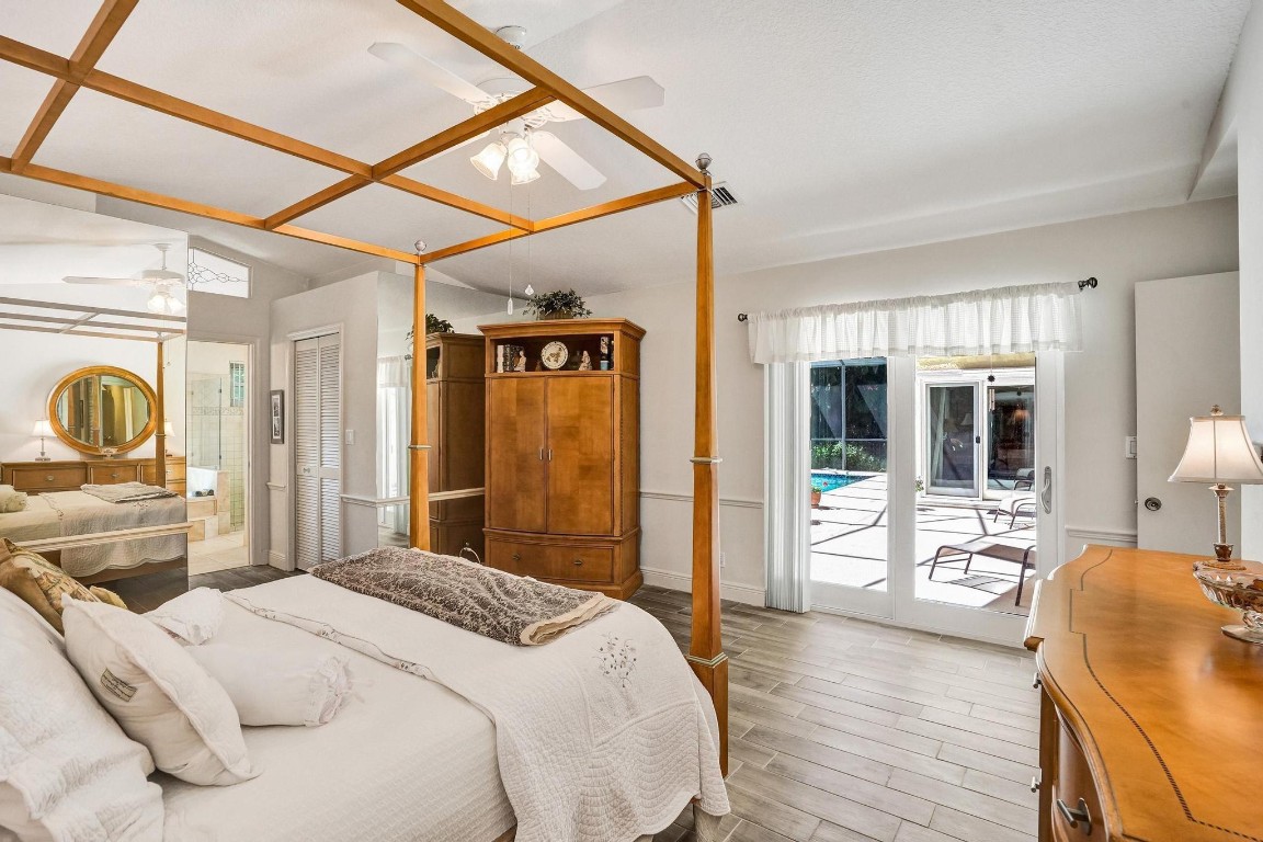 8580 NW 52nd Pl