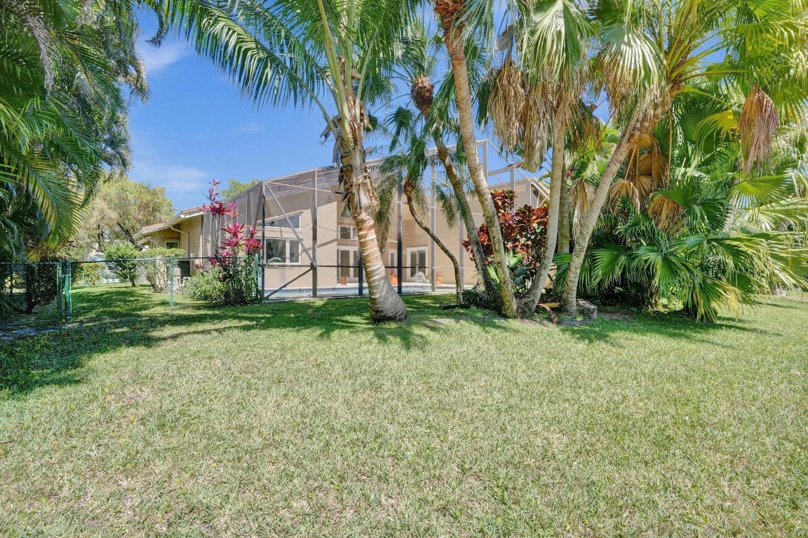 8580 NW 52nd Pl