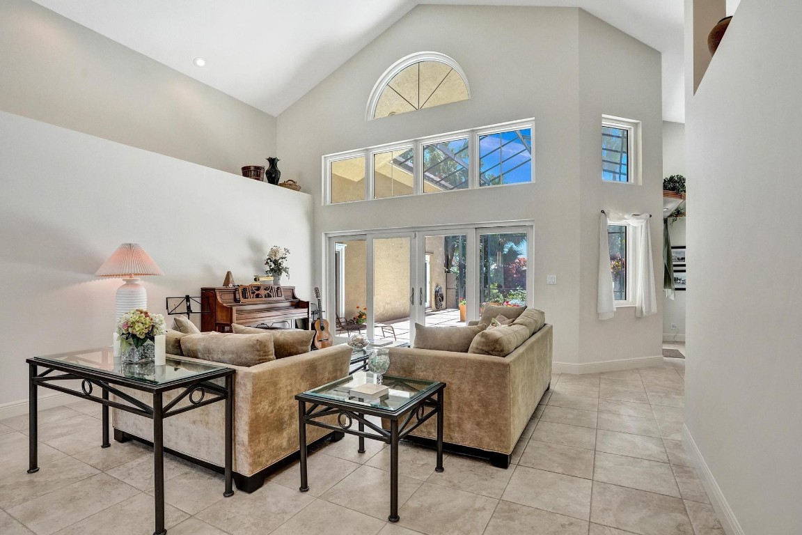 8580 NW 52nd Pl