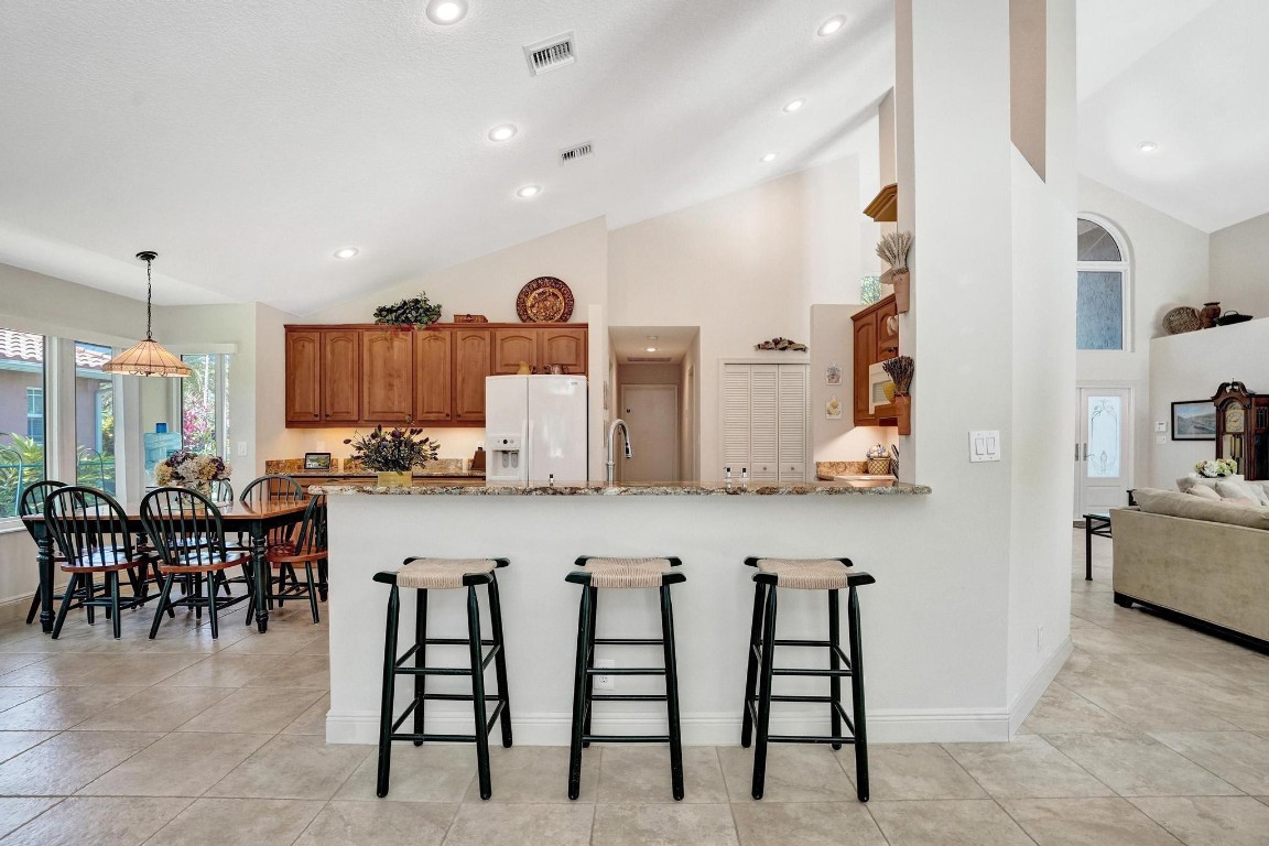 8580 NW 52nd Pl