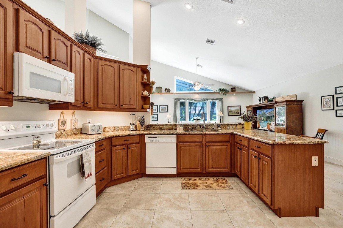 8580 NW 52nd Pl