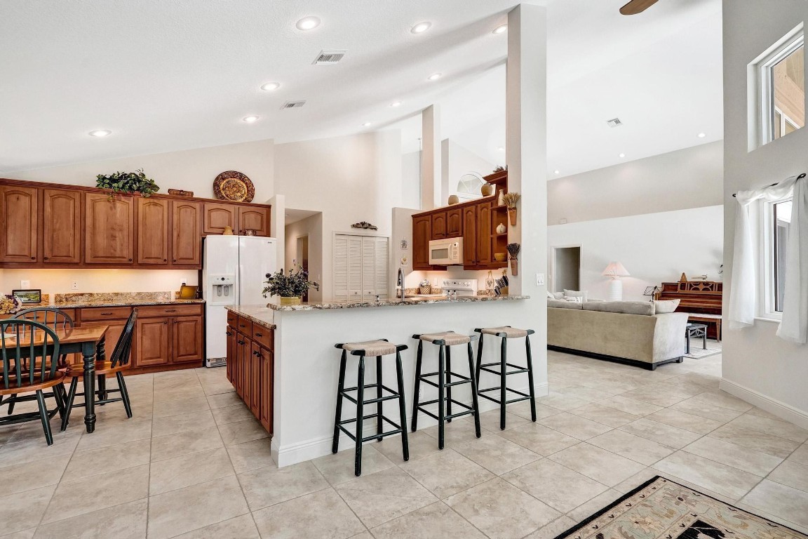 8580 NW 52nd Pl