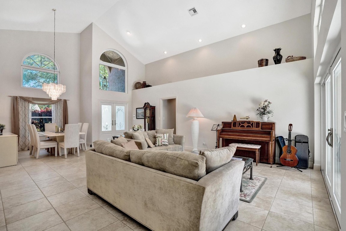 8580 NW 52nd Pl