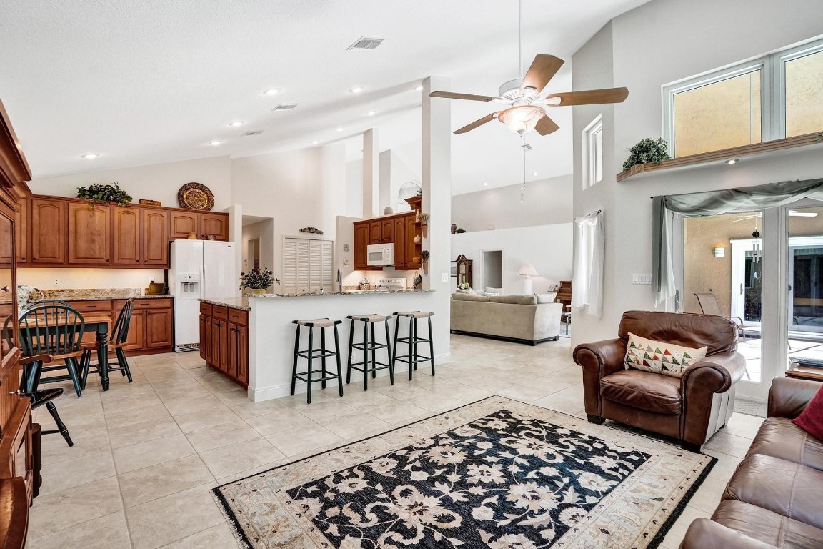 8580 NW 52nd Pl