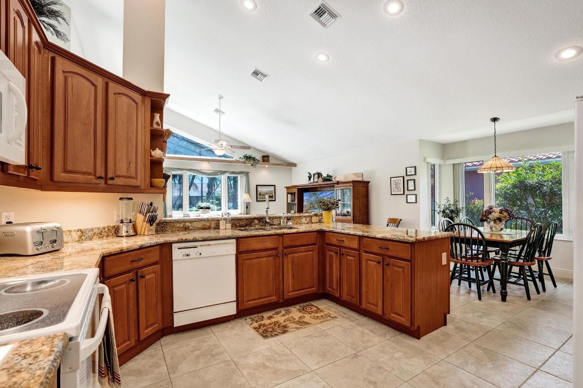 8580 NW 52nd Pl