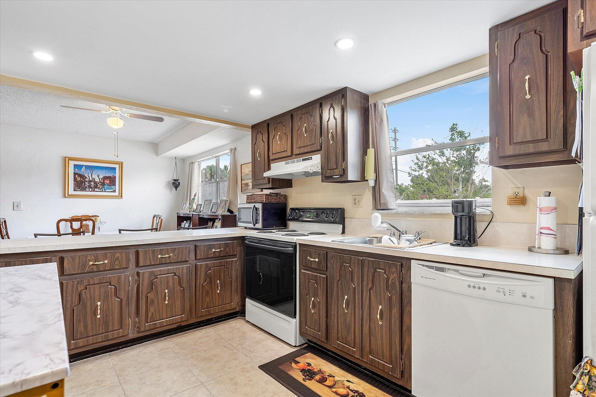 4056 SW 67th Terrace 10