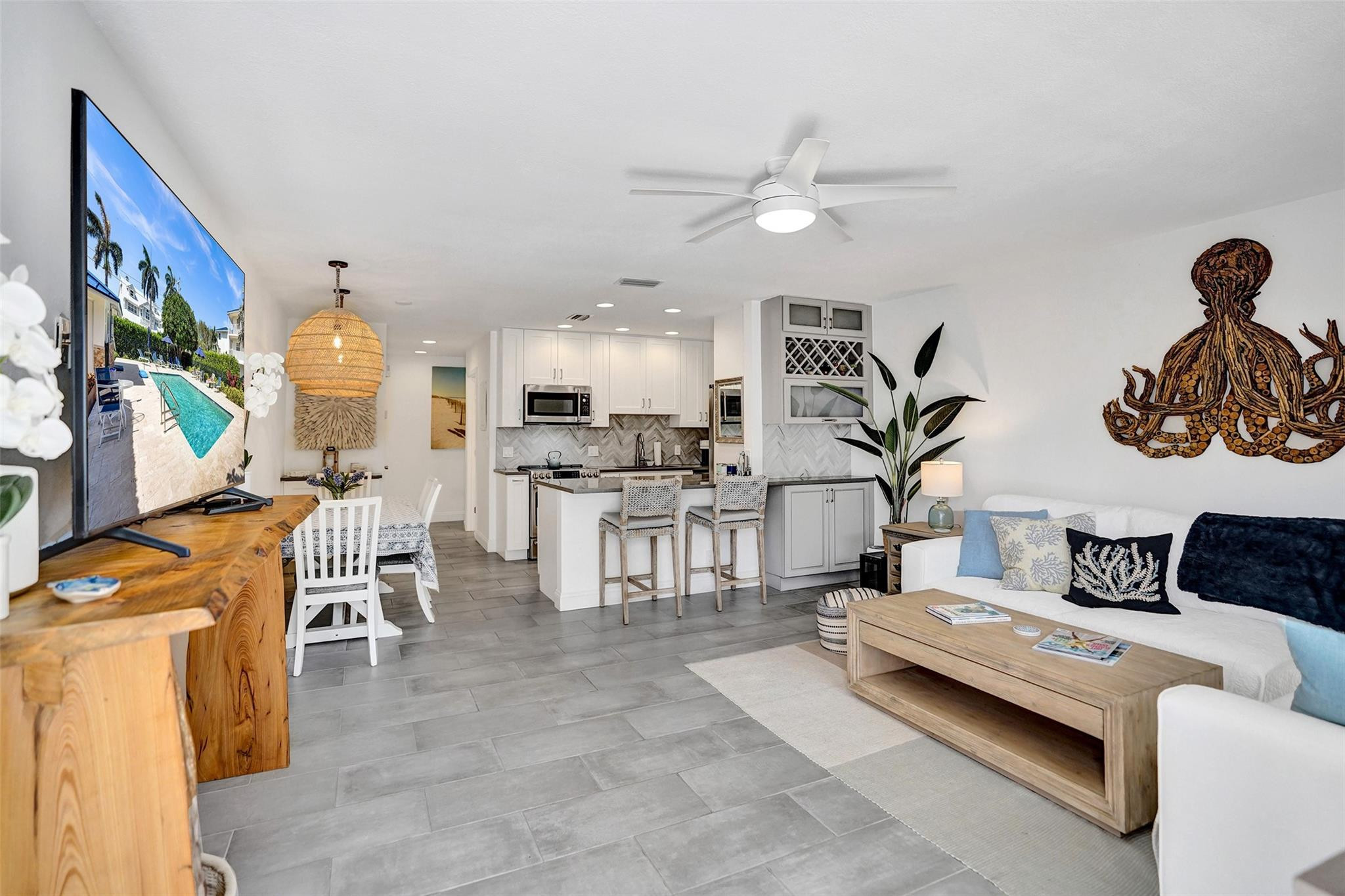 1700 S Ocean Boulevard 20